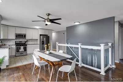 6064 W Cabanne Place, Saint Louis, MO 63112 - Photo 11