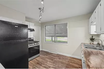 9801 Lawnview Drive, Saint Louis, MO 63136 - Photo 13