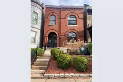 3667 Russell #2nd floor, Saint Louis, MO 63110 - Photo 1