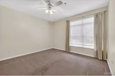 1251 Gardens Circle Drive #2B, Unincorporated, MO 63125 - Photo 9