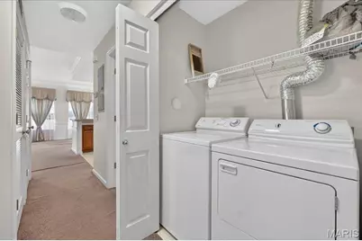 1251 Gardens Circle Drive #2B, Unincorporated, MO 63125 - Photo 15