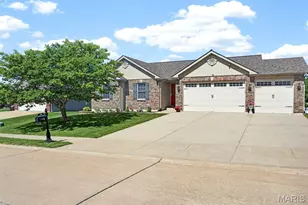 193 Rockport Dr, Troy, MO 63379 - Photo 1