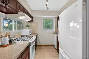 1017 Reavis Barracks Rd, Saint Louis, MO 63125 - Photo 11