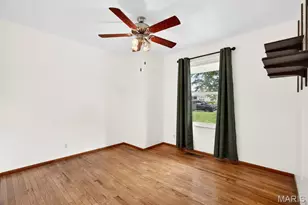 1017 Reavis Barracks Rd, Saint Louis, MO 63125 - Photo 23