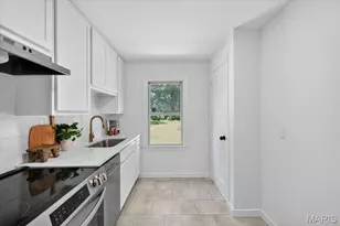 439 E Elliott Ave, Kirkwood, MO 63122 - Photo 17