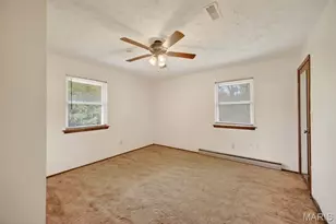 22522 Gliding Hawk Ln, Lebanon, MO 65536 - Photo 9