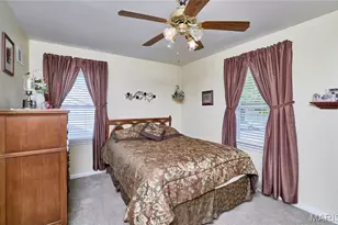 10808 Three Ct Dr, Saint Louis, MO 63123 - Photo 25