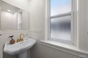 5006 Tholozan Ave, Saint Louis, MO 63109 - Photo 11