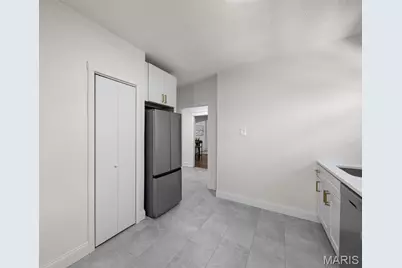 5006 Tholozan Avenue, Saint Louis, MO 63109 - Photo 17