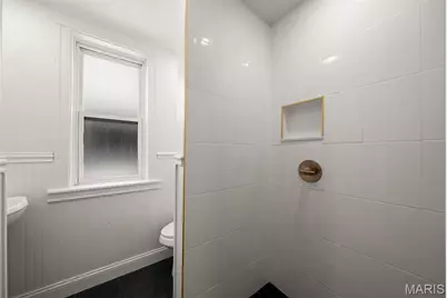 5006 Tholozan Avenue, Saint Louis, MO 63109 - Photo 9