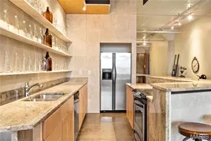 701 N 15th St, Saint Louis, MO 63103 - Photo 9