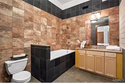 701 N 15th Street #504W, Saint Louis, MO 63103 - Photo 19