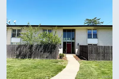 10427 Briarbend Drive #9, Unincorporated, MO 63146 - Photo 1