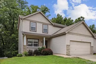526 Springhurst Pkwy, O'Fallon, MO 63368 - Photo 1