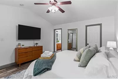 526 Springhurst Parkway, O'Fallon, MO 63368 - Photo 15