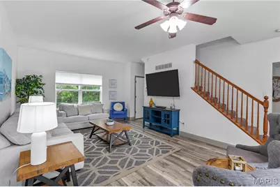 526 Springhurst Parkway, O'Fallon, MO 63368 - Photo 5