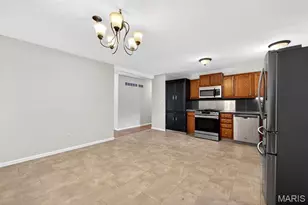 21 St Lawrence Dr, Saint Peters, MO 63376 - Photo 7