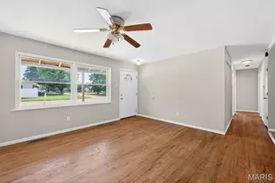 21 St Lawrence Dr, Saint Peters, MO 63376 - Photo 5