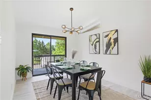 16 Stoney View Ln, Saint Louis, MO 63146 - Photo 11