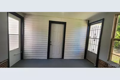 4325 Edgewood Boulevard, Saint Louis, MO 63121 - Photo 15