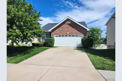 127 Granite Way, Wentzville, MO 63385 - Photo 1