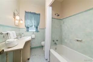 111 Royal Ave, Saint Louis, MO 63135 - Photo 9