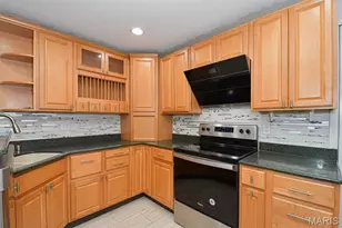 819 Renee Ln, Saint Louis, MO 63141 - Photo 9