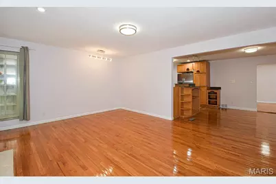 819 Renee Lane, Saint Louis, MO 63141 - Photo 3