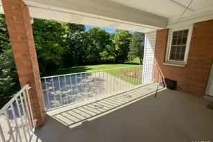 9817 Kimker Ln, Sunset Hills, MO 63127 - Photo 27