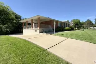 9817 Kimker Ln, Sunset Hills, MO 63127 - Photo 29