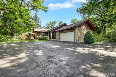 1 Huntleigh Trails Lane, Saint Louis, MO 63131 - Photo 7