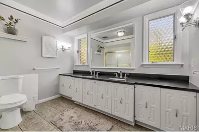 1 Huntleigh Trails Lane, Saint Louis, MO 63131 - Photo 33