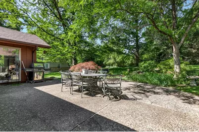1 Huntleigh Trails Lane, Saint Louis, MO 63131 - Photo 41
