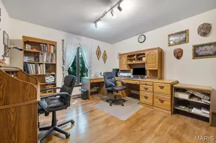 1 Huntleigh Trails Ln, Saint Louis, MO 63131 - Photo 23