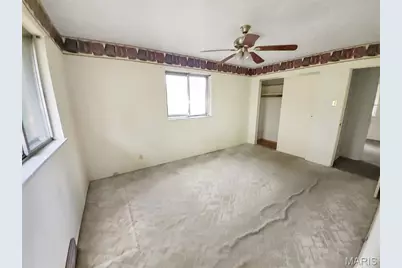 1146 Hawkstone Lane, Saint Louis, MO 63125 - Photo 5