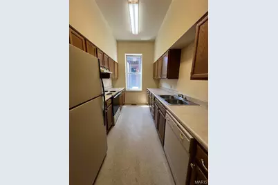 2005 Menard Street, Saint Louis, MO 63104 - Photo 5