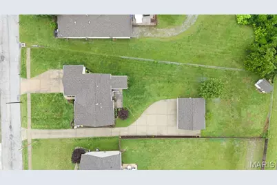1676 W Highview Drive, Arnold, MO 63010 - Photo 3