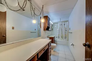 311 Utz Ln, Hazelwood, MO 63042 - Photo 9