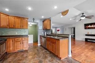 180 Glen Oak Dr, Jackson, MO 63755 - Photo 17