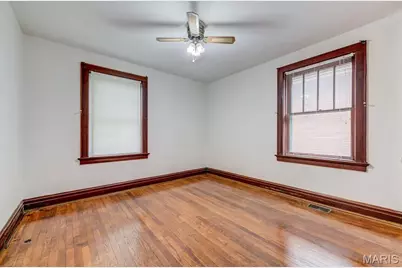 8644 Church Road, Saint Louis, MO 63147 - Photo 13