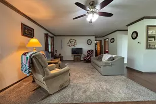 215 S Oak St, Monroe City, MO 63456 - Photo 17