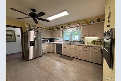 215 S Oak Street, Monroe City, MO 63456 - Photo 21