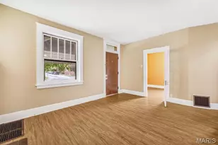 2312 Bellevue Ave, Maplewood, MO 63143 - Photo 11