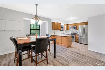 2201 Sequoia Park Court #E, Maryland Heights, MO 63043 - Photo 17