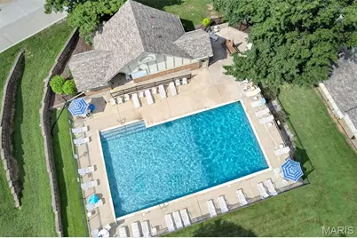 2201 Sequoia Park Court #E, Maryland Heights, MO 63043 - Photo 5