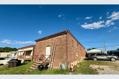 362 E Pine Street, Bourbon, MO 65441 - Photo 9