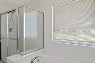 627 Country Heights Dr, Lake Saint Louis, MO 63367 - Photo 13