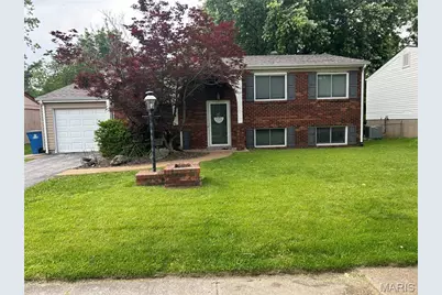 11819 Foxwood Drive, Maryland Heights, MO 63043 - Photo 1