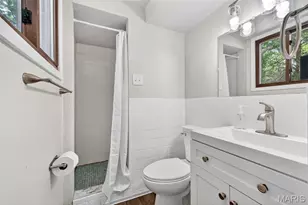 11819 Foxwood Dr, Maryland Heights, MO 63043 - Photo 21