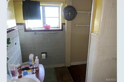 6830 Glades Avenue, Saint Louis, MO 63139 - Photo 11
